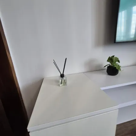 Arcadia Kamanina Terrace Apartment